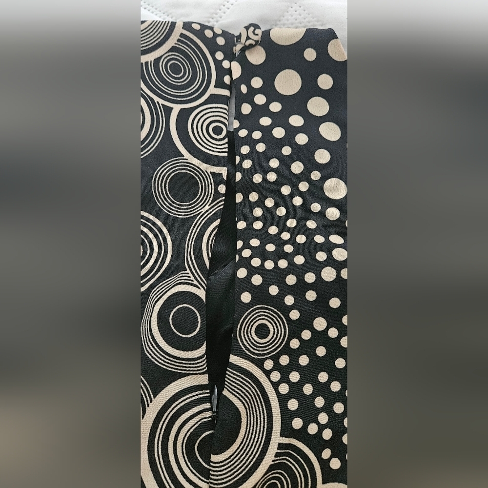 🌟 Black White Retro Sleeveless Geometric Circle Print Patterned Dress Size 2🌟 - Picture 4 of 10